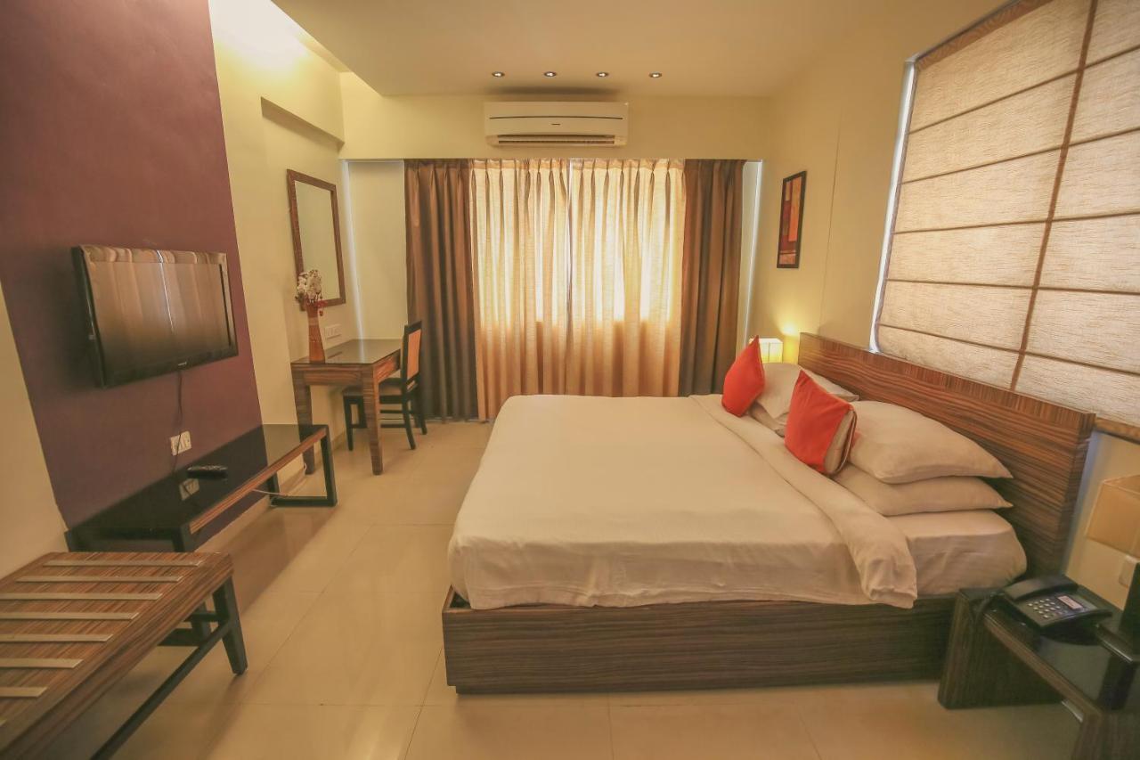 The Gold Haven Hotel Pune Exterior foto