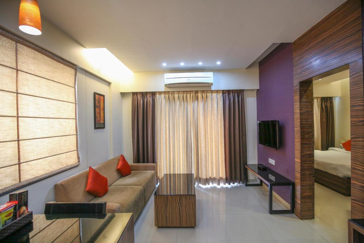 The Gold Haven Hotel Pune Exterior foto
